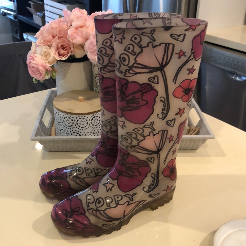 Coach , women’s 6 , rubber rainboots.